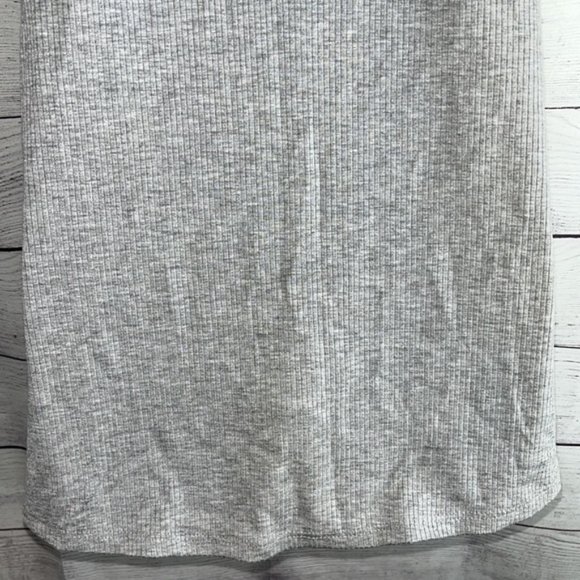 Be. Vocal Small gray tank top rhinestones dazzled women’s - Picture 6 of 7